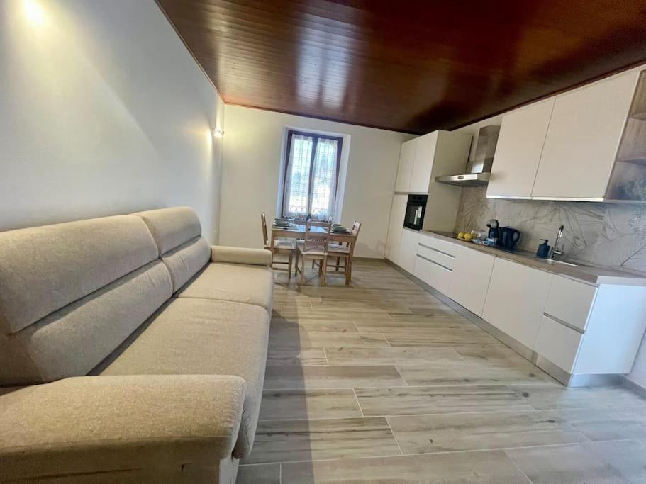 Appartamento Sul Lago - Meina Exterior photo